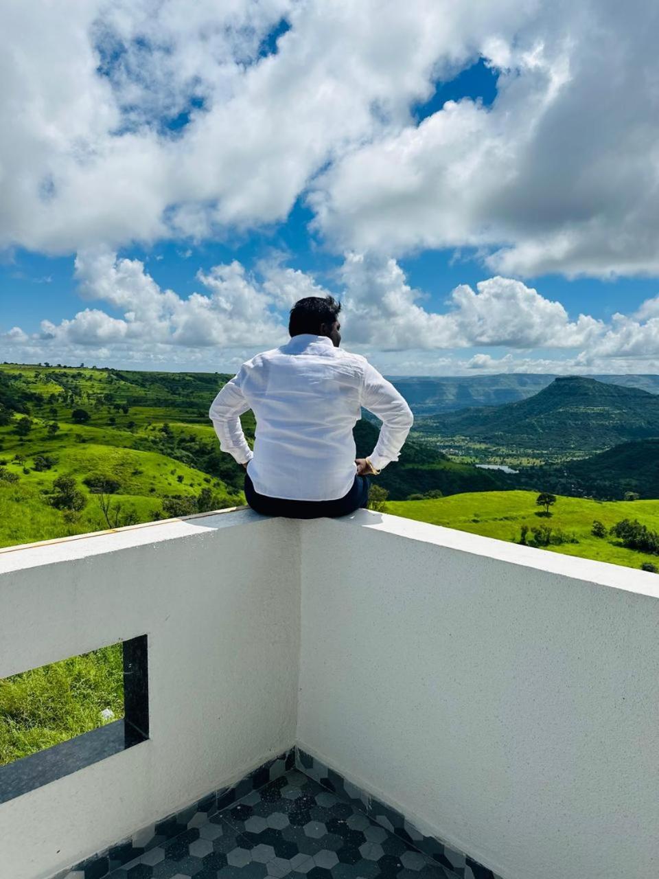 Vila Patilwada Satara Exteriér fotografie