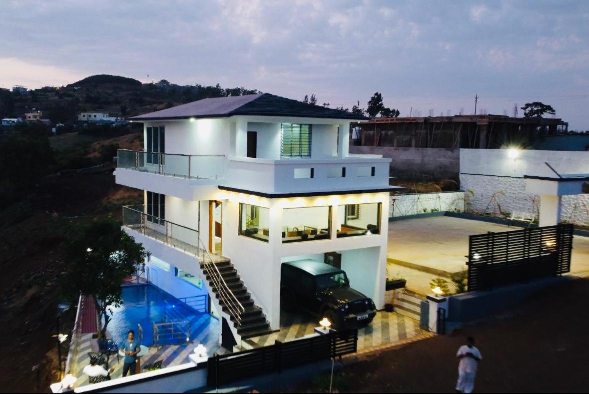 Vila Patilwada Satara Exteriér fotografie